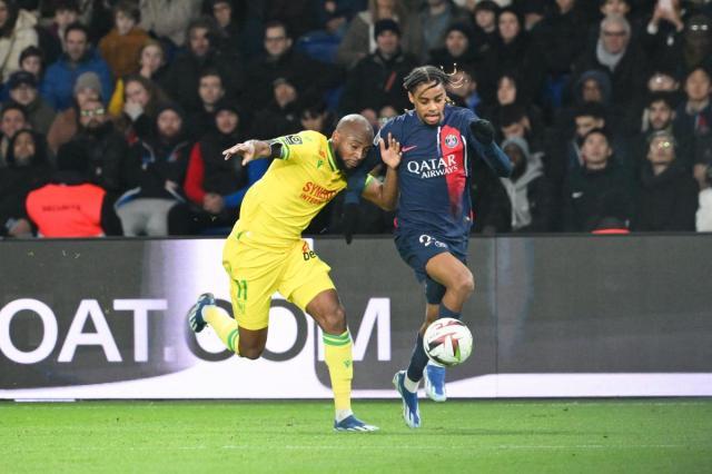 九游体育-21岁巴尔科拉成为巴黎新宠，姆巴佩也给他让路？