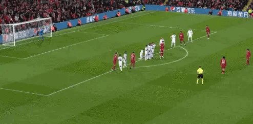 九游体育官网-【欧冠】门将互相送礼，皇马两人双响，利物浦2-5皇马