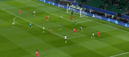 九游体育官网-巴黎客场1-2遭葡萄牙体育绝杀，路易斯-苏亚雷斯梅开二度