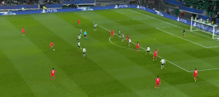 九游体育官网-巴黎客场1-2遭葡萄牙体育绝杀，路易斯-苏亚雷斯梅开二度