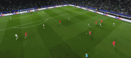 九游体育官网-巴黎客场1-2遭葡萄牙体育绝杀，路易斯-苏亚雷斯梅开二度